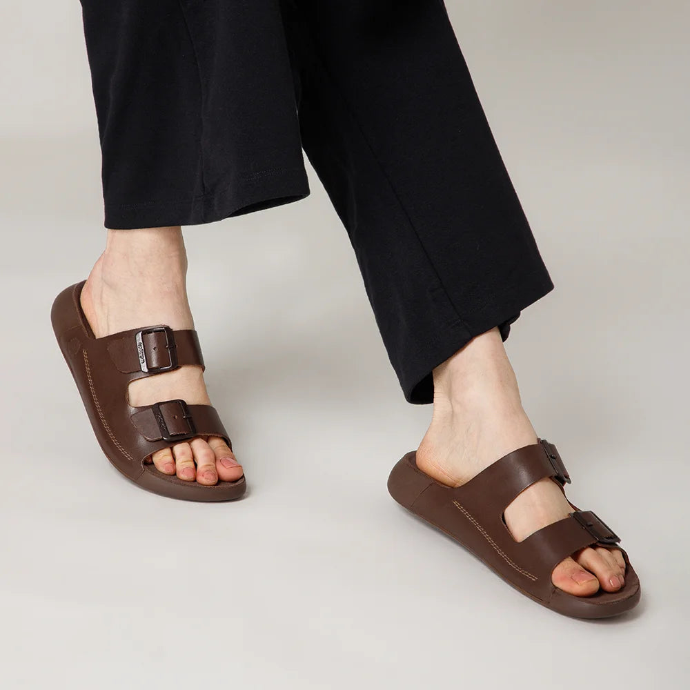 NoStrain women brown leather sandals with adjustable front buckles and ISI marked premium quality.