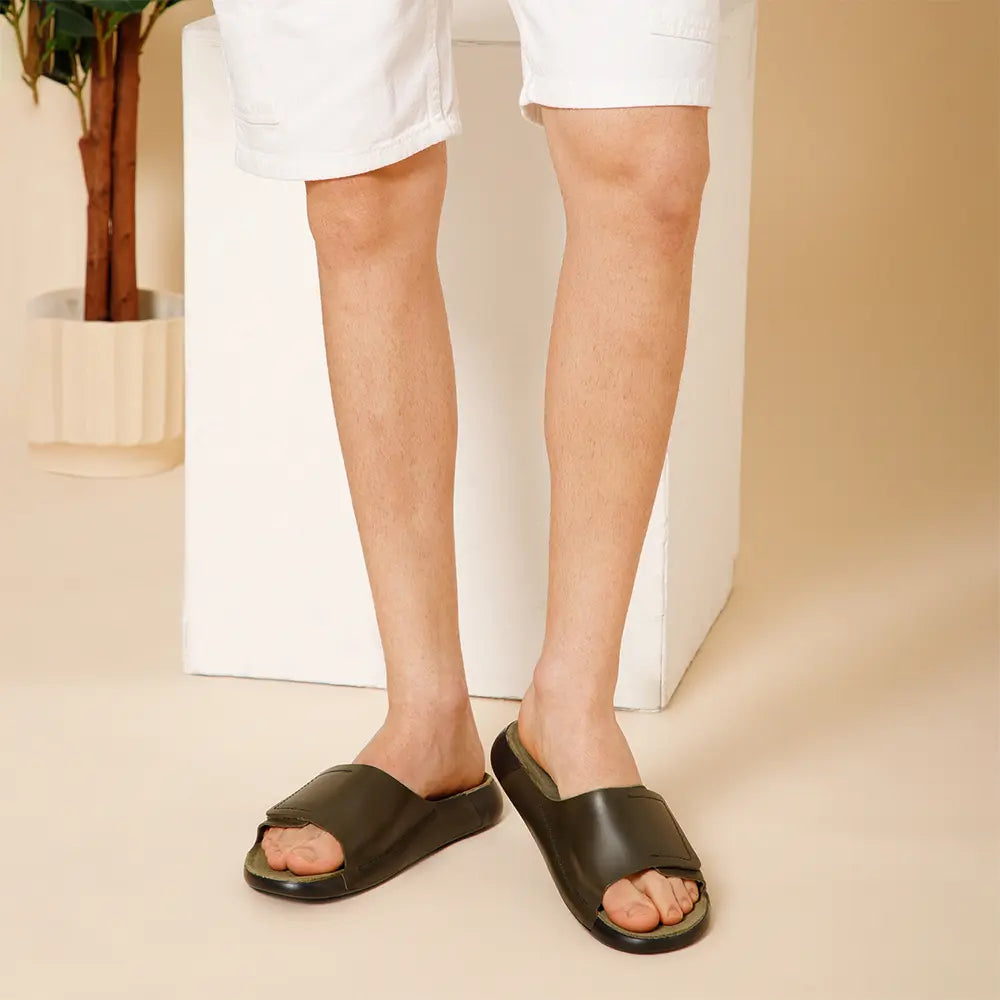 ISI Marked High-Quality Men's Olive Green Sandals with BIS Certified Hook and Loop Closure by NoStrain.