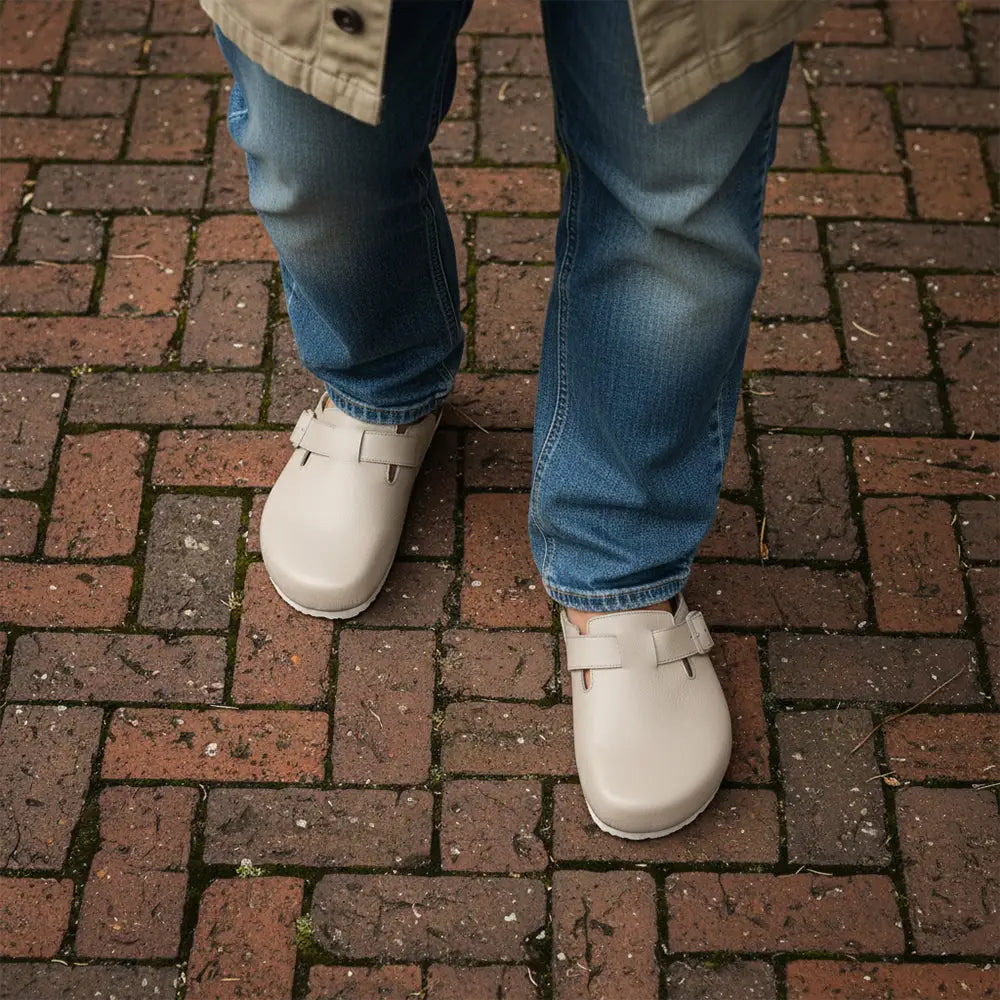 Beige mules for men with buckles