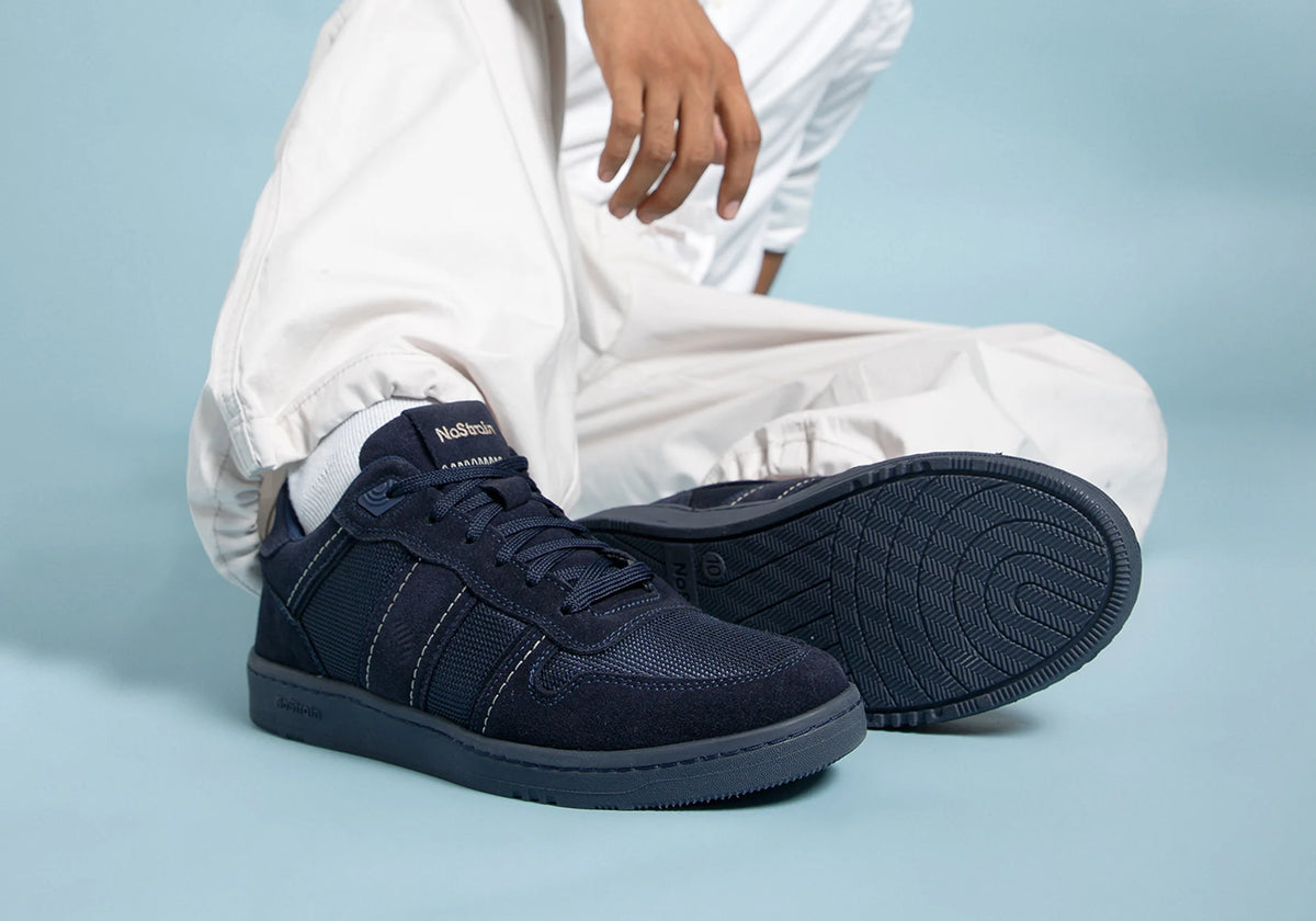 NoStrain men Suede Sneakers in Navy blue color
