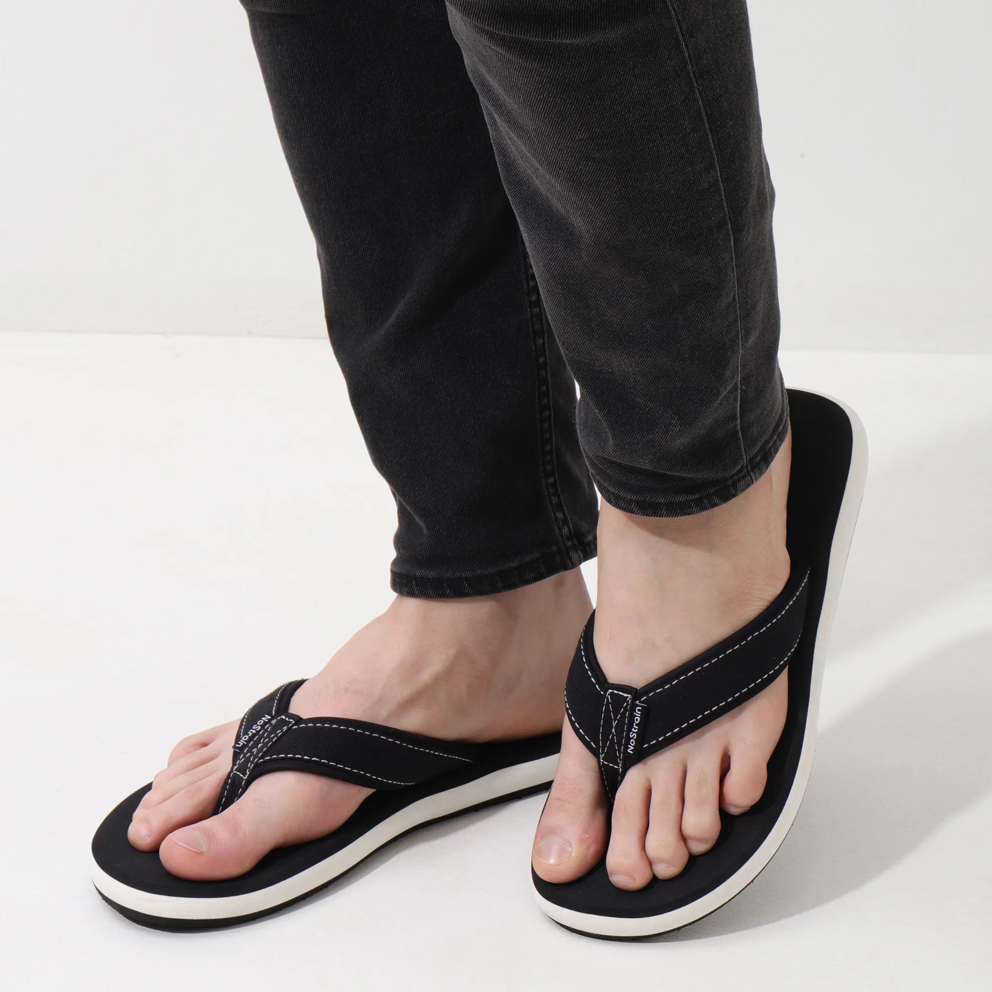 Canvas Black Slippers for Men – Comfortable Daily Footwear