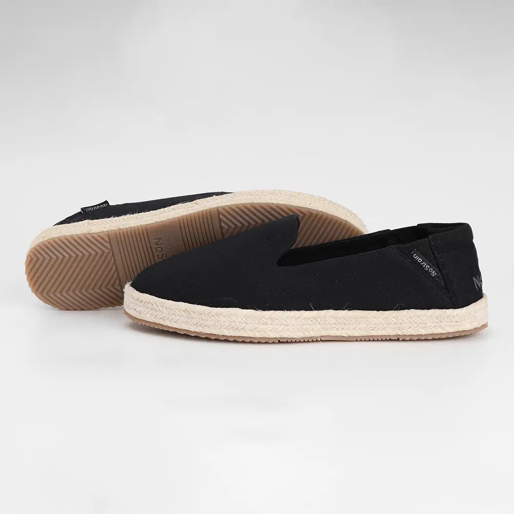 Flexible canvas espadrilles for women in black