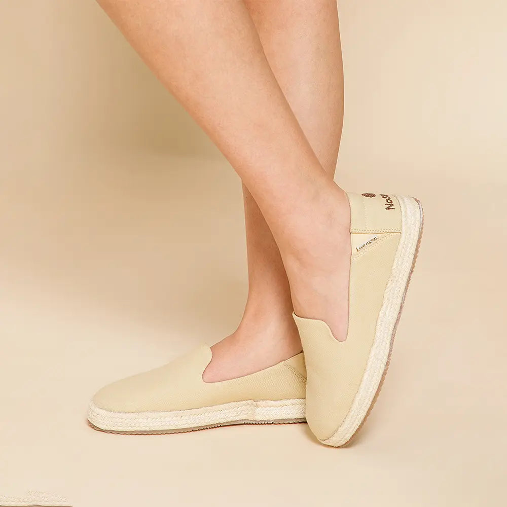 Breathable beige flat shoes for women from NoStrain made with 100% natural cotton canvas.