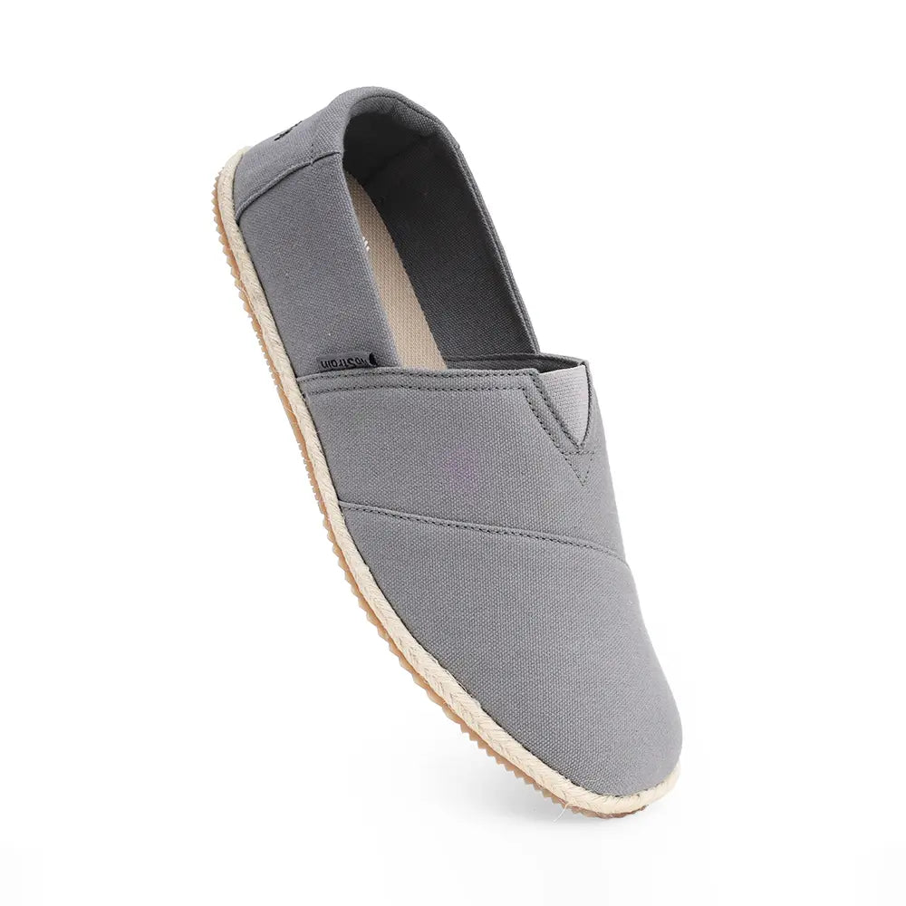 Casual grey canvas footwear for men from NoStrain built with 100% pure cotton for maximum airflow.