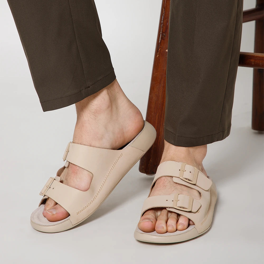 Men's supportive leather sandals for walking