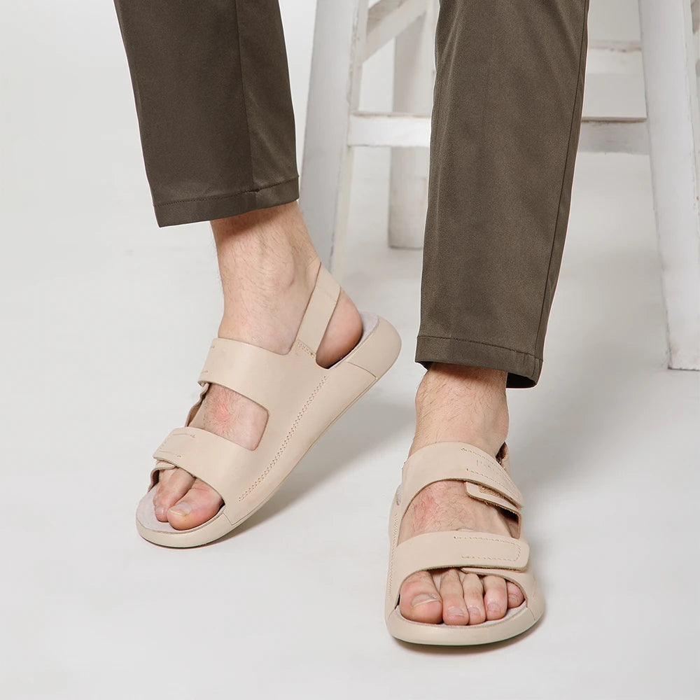 Men's leather sandals with arch support