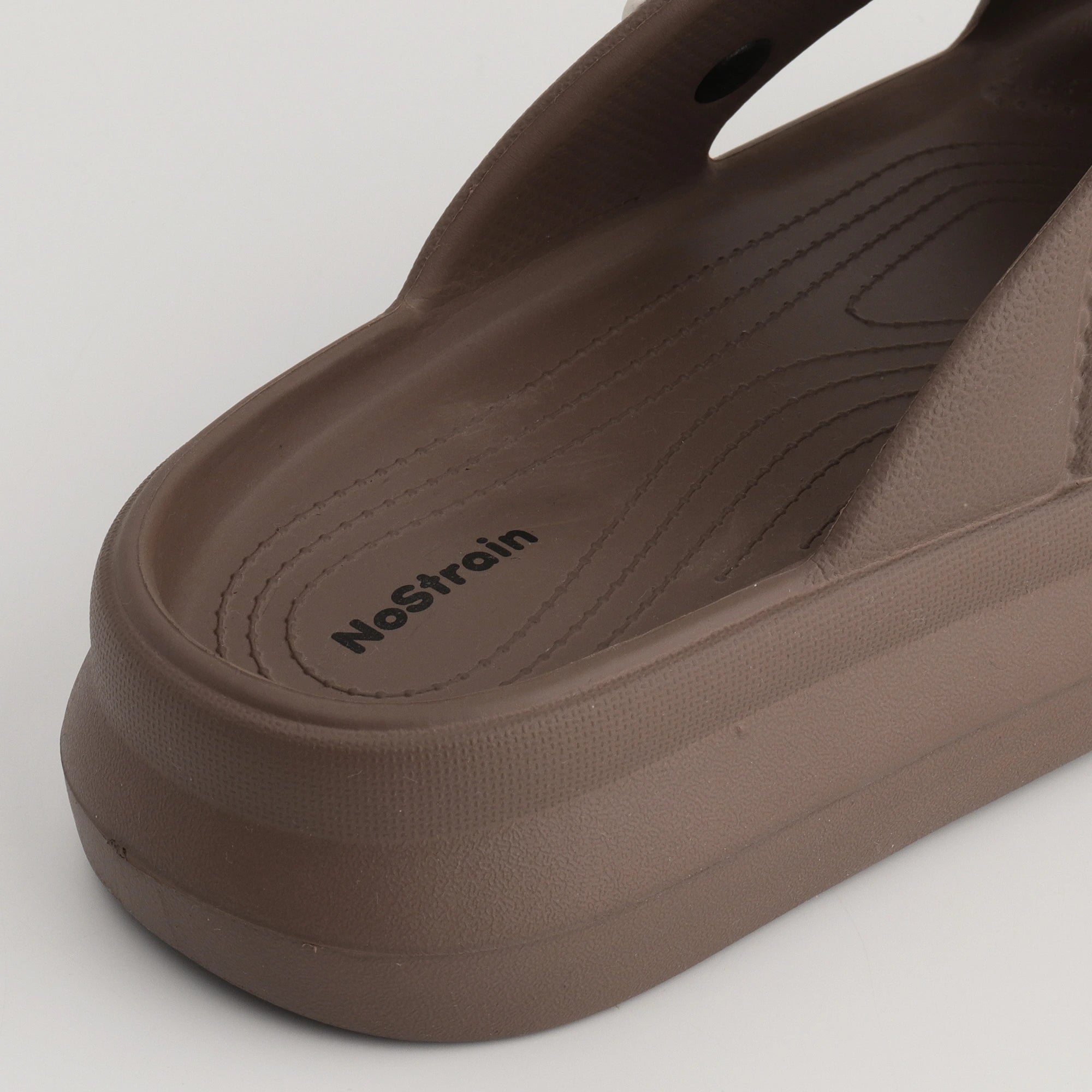 Lightweight sandals for women