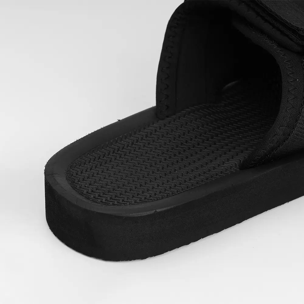 NoStrain casual sandals for women and men featuring a supportive four-layer heel zone.