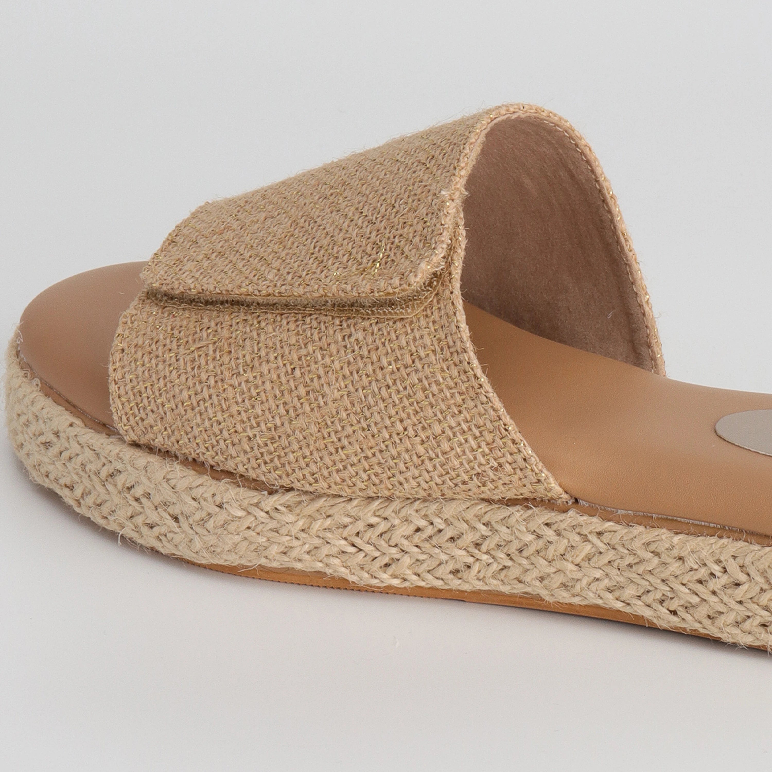 Comfortable jute wedges