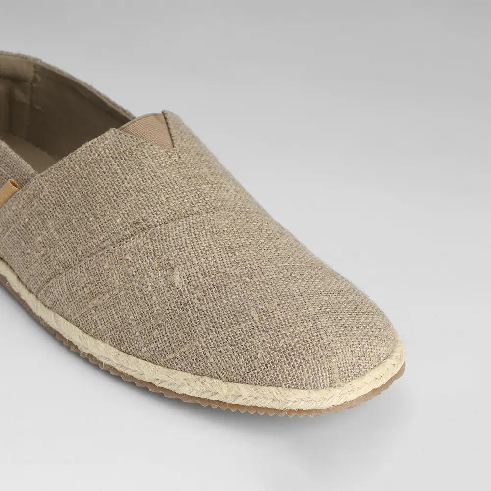 Men’s Natural Beige Linen Espadrilles casual summer slip-on shoes.