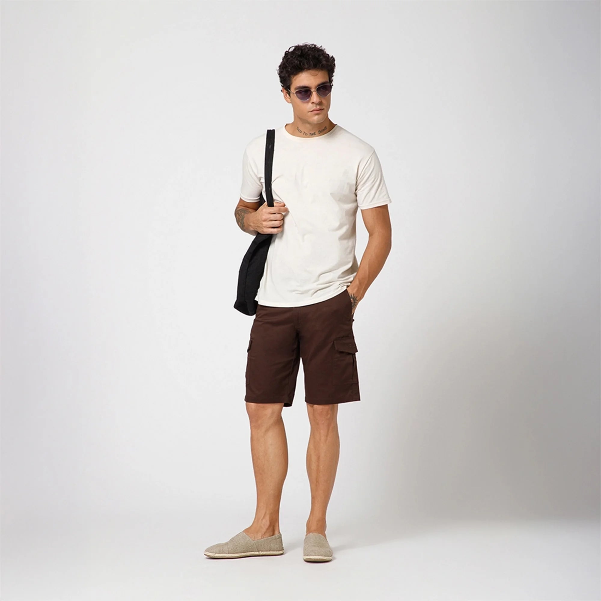 Men’s natural linen espadrilles for comfortable everyday wear