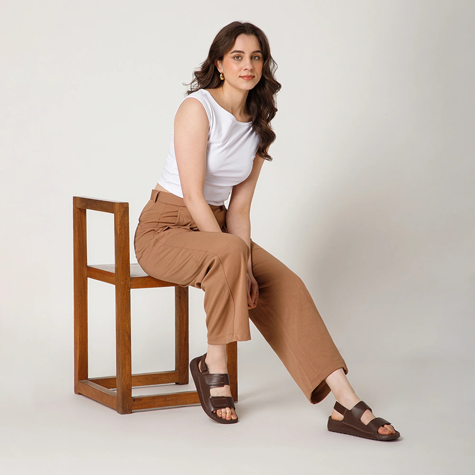 Women’s leather arch support sandals