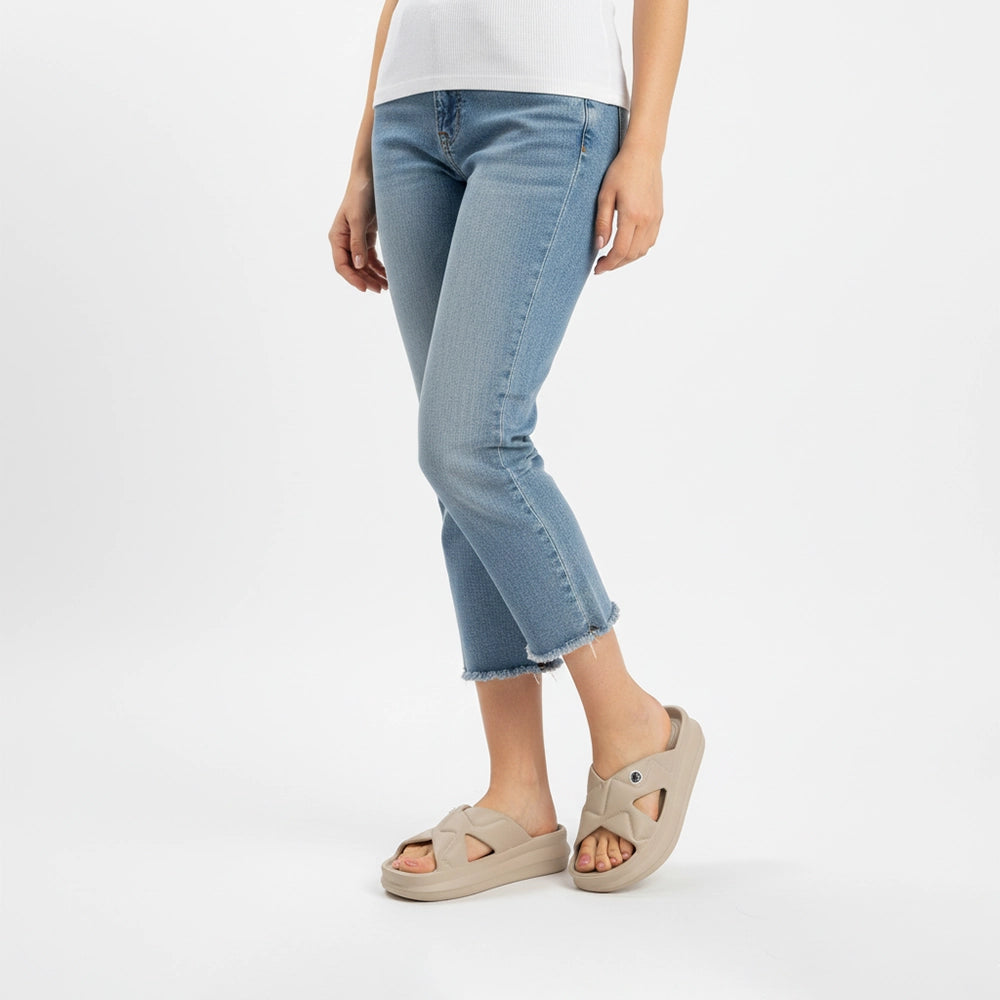 NoStrain women's waterproof cross strap sandals for beach and pool use