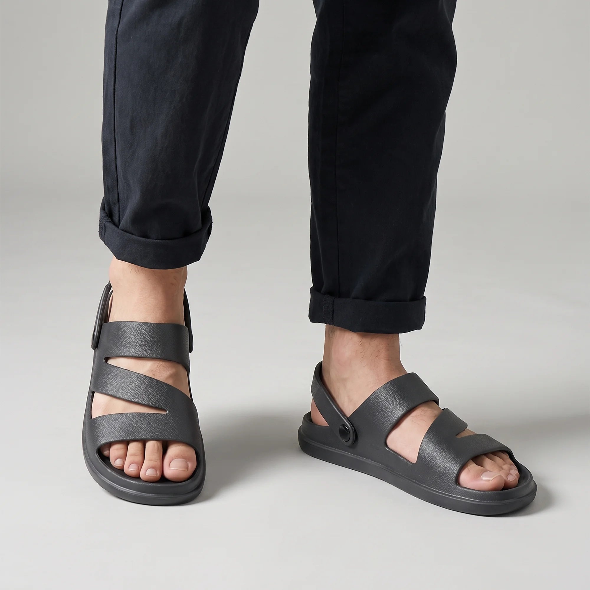 Men’s grey EVA zigzag waterproof sandals with textured grip