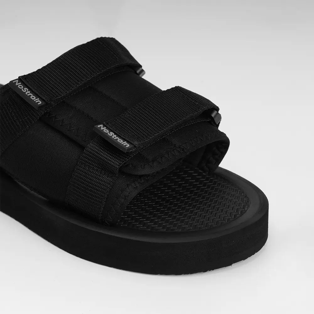 Men's walking sandals from NoStrain with adjustable straps for narrow and wide feet.